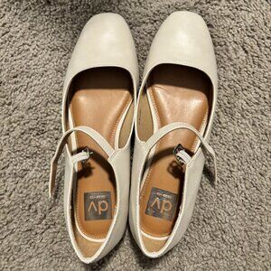 Dolce Vita Mackee Ballet Flats